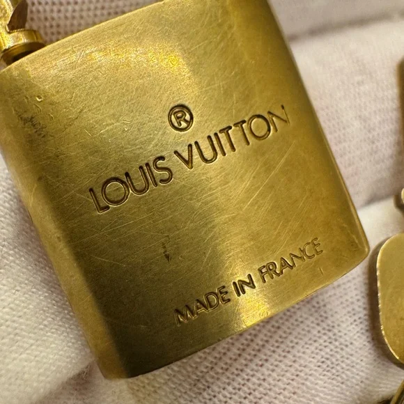 ✨🔐#303 LV Solid Brass Gold Padlock and key Sets✨ - Picture 10 of 16